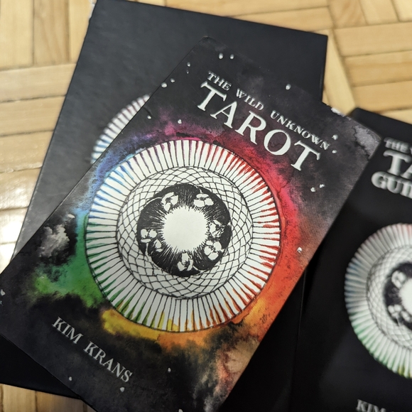 The Wild Unknown Tarot boxset - Picture 3 of 14
